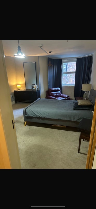 Room Great Western Road in Glasgow