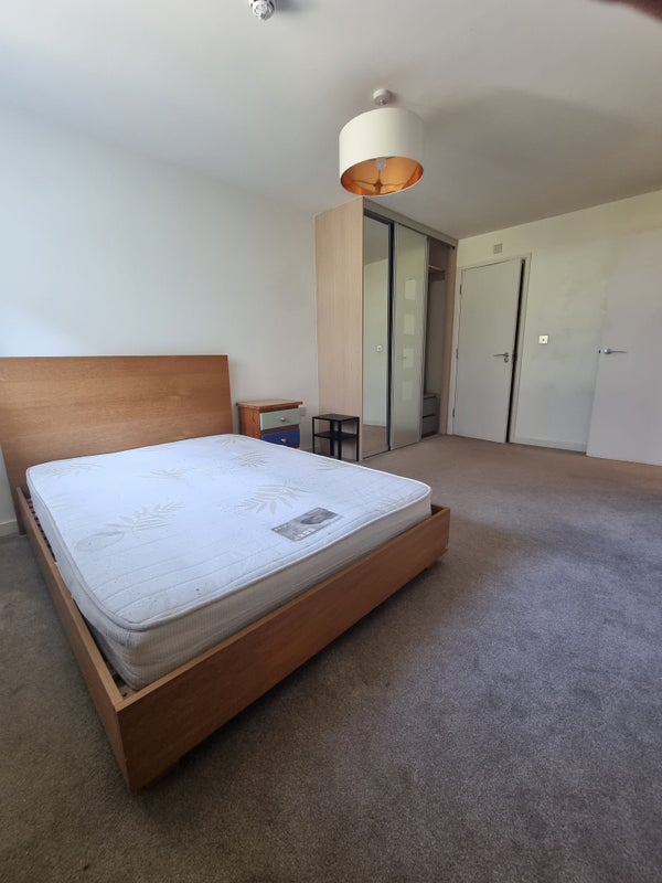 Room Homerton Road in Greater London