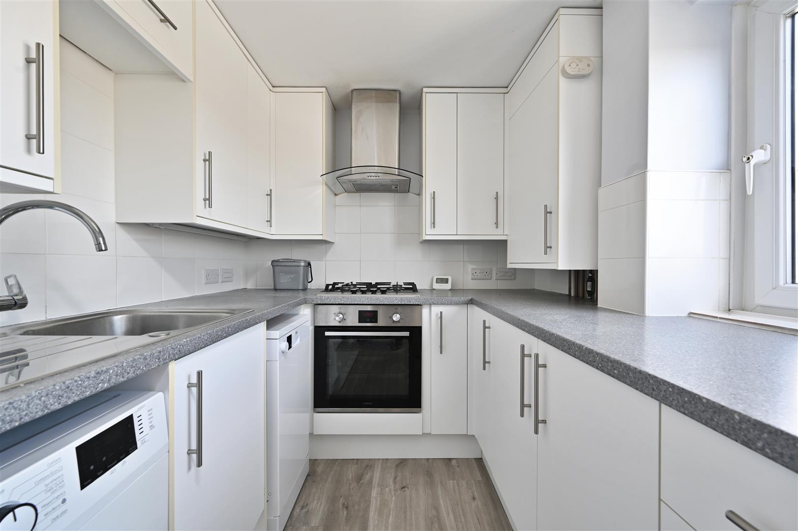 Flat De La Warr Parade in Rother