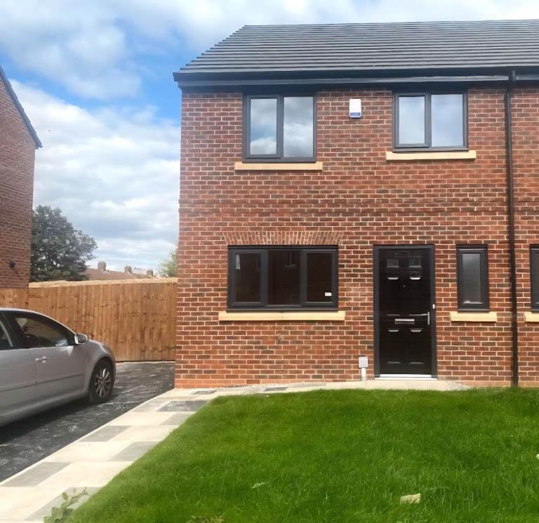 House Southdean Road in Huyton