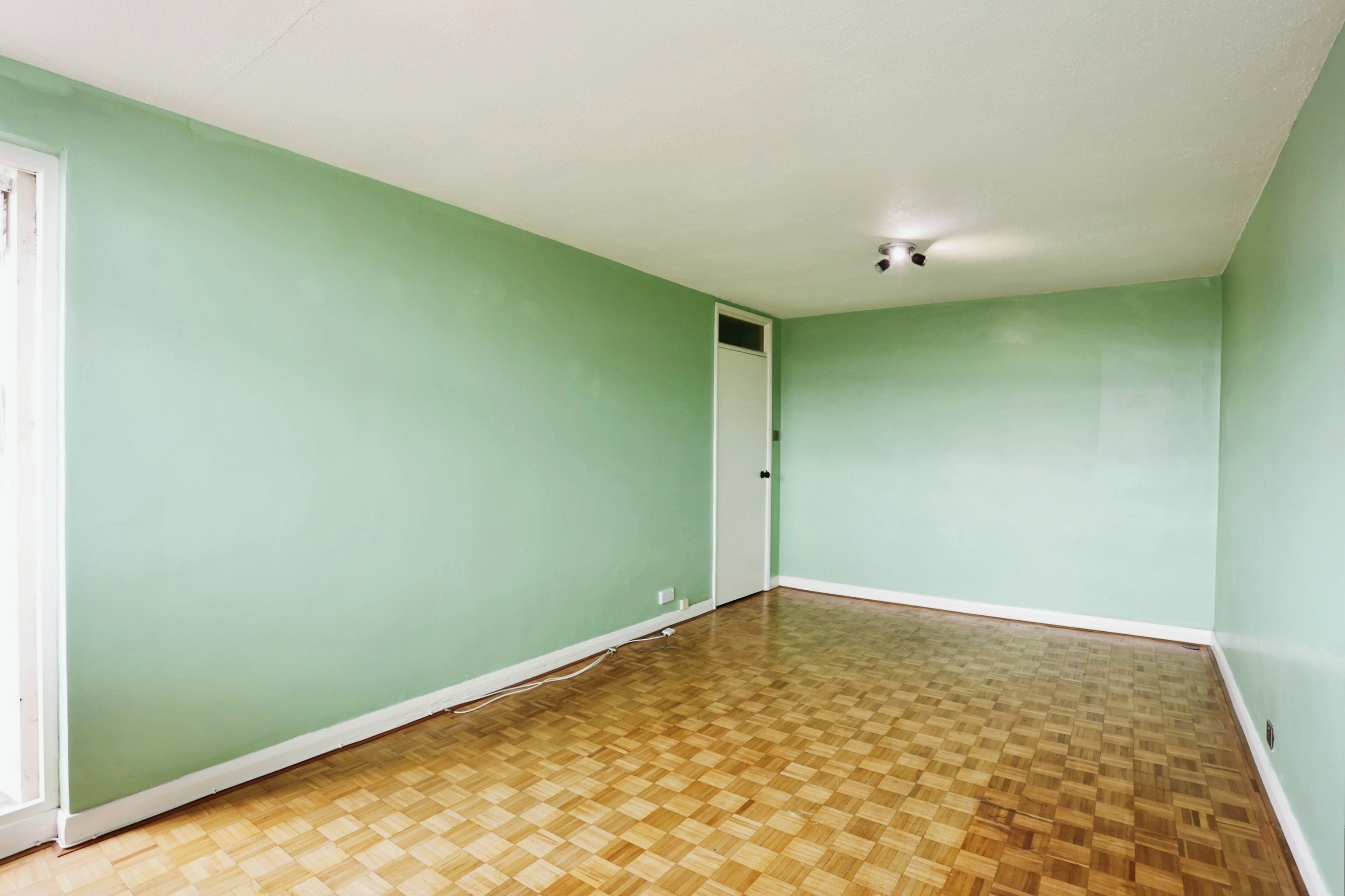 Flat Wilford Lane in Rushcliffe