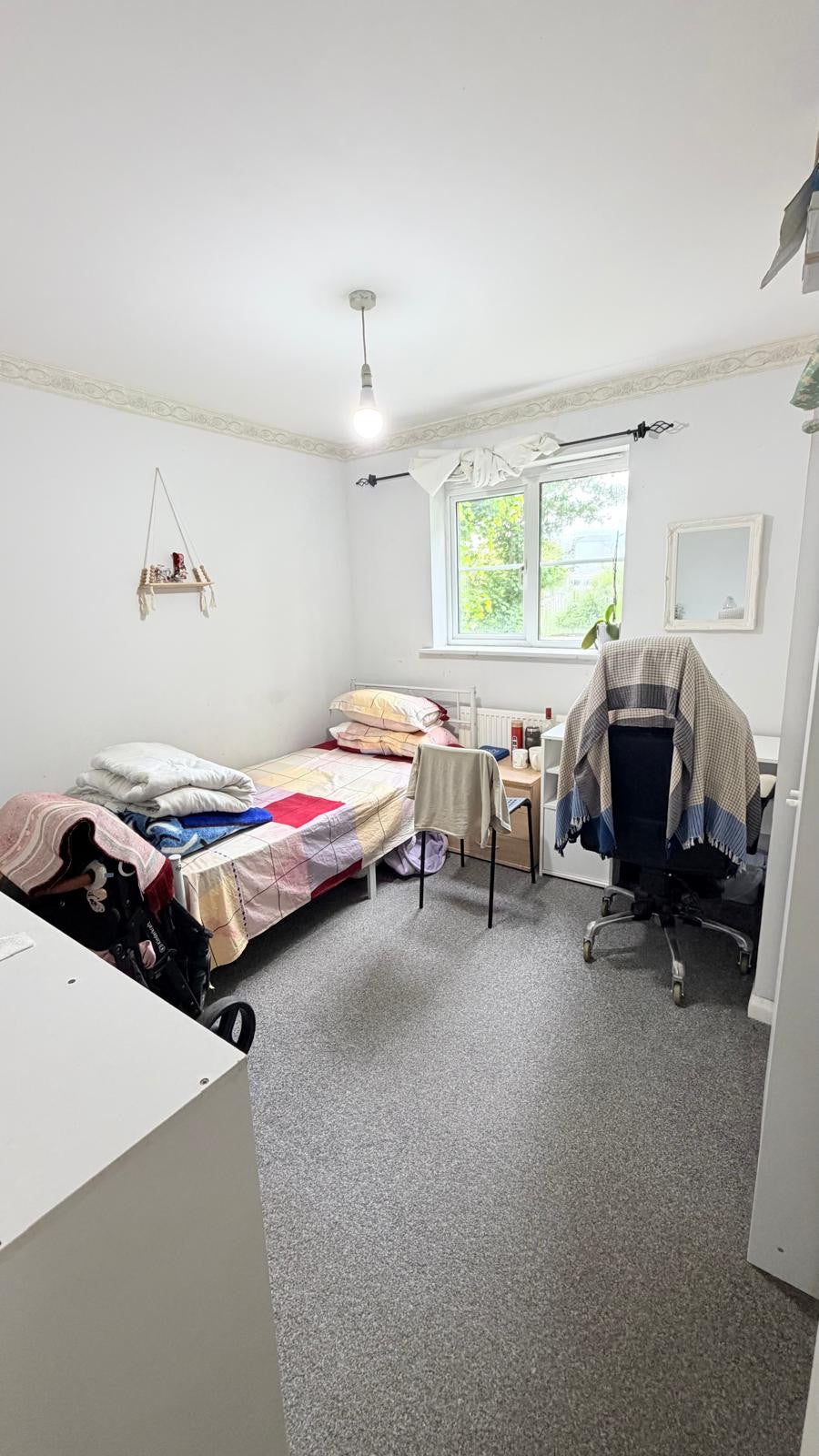 Flat Friars Close in Greater London