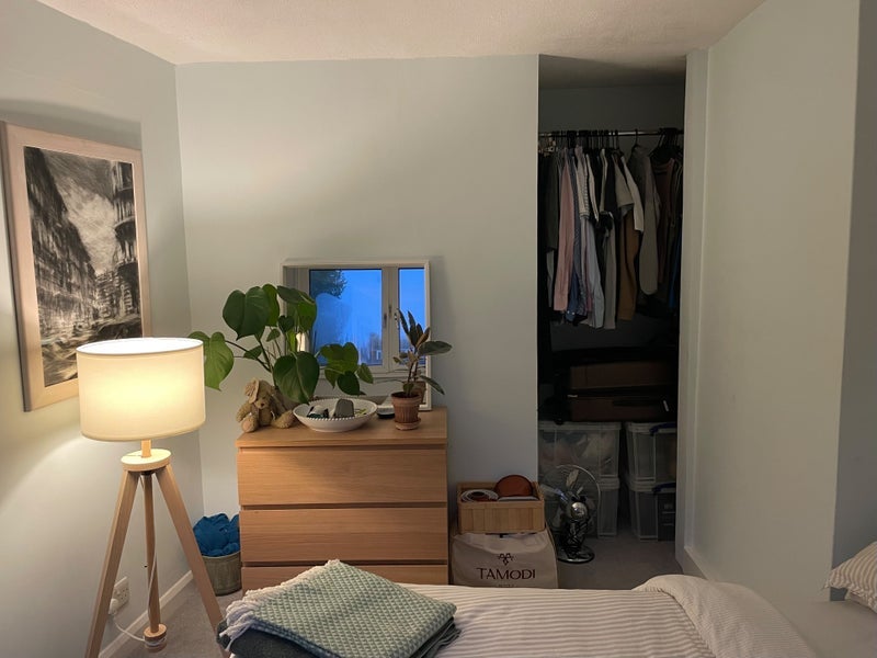 Room Clydesdale Road in Greater London