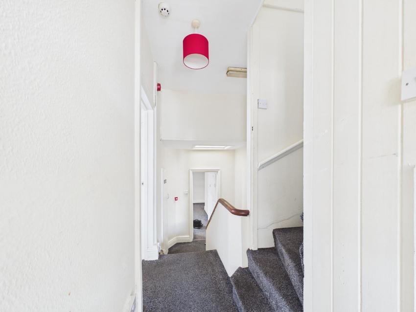 Flat Windsor Crescent in Bridlington