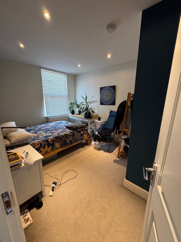 Room Redcar Street in Greater London