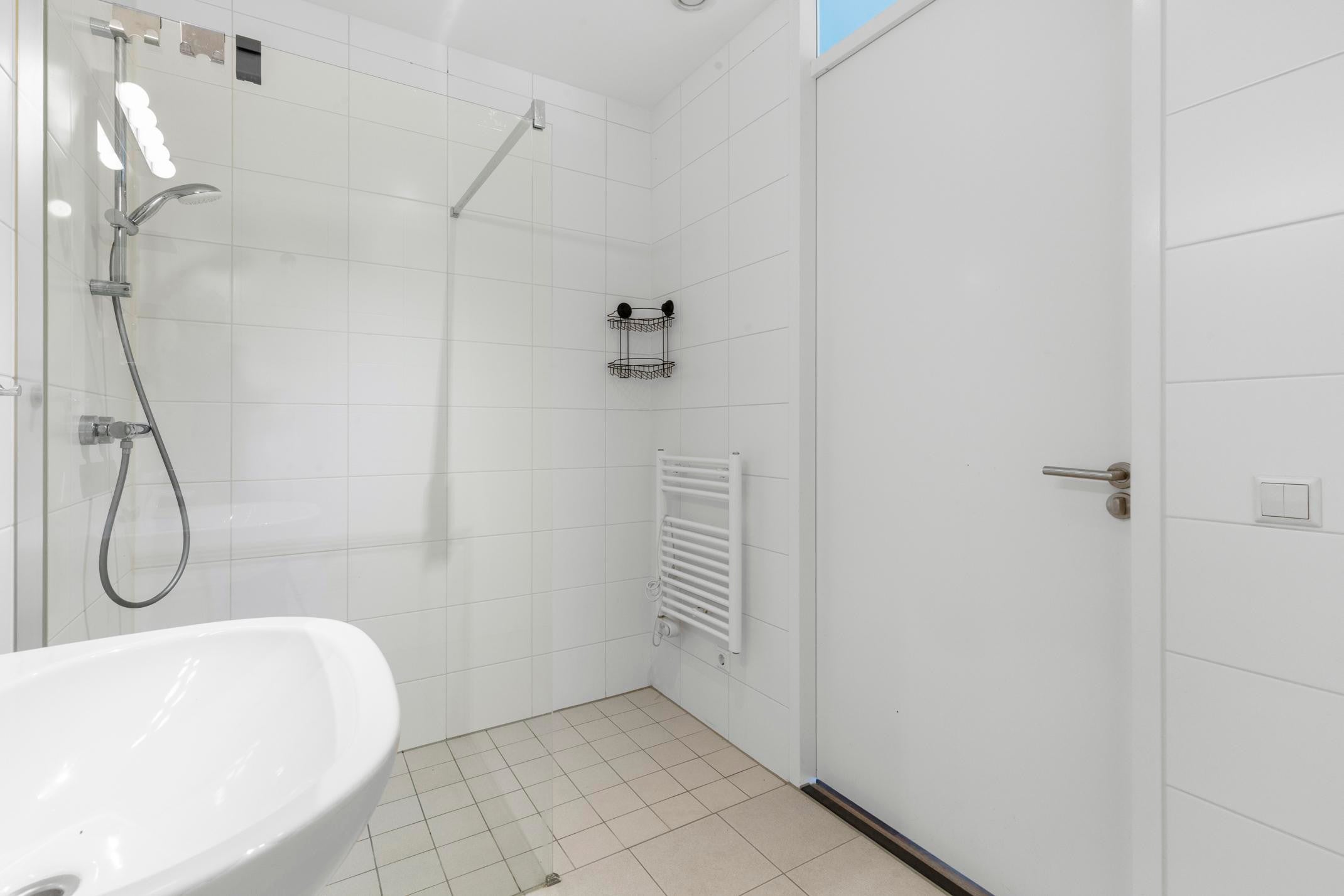 Appartement te huur: Mary van der Sluisstraat, Amsterdam