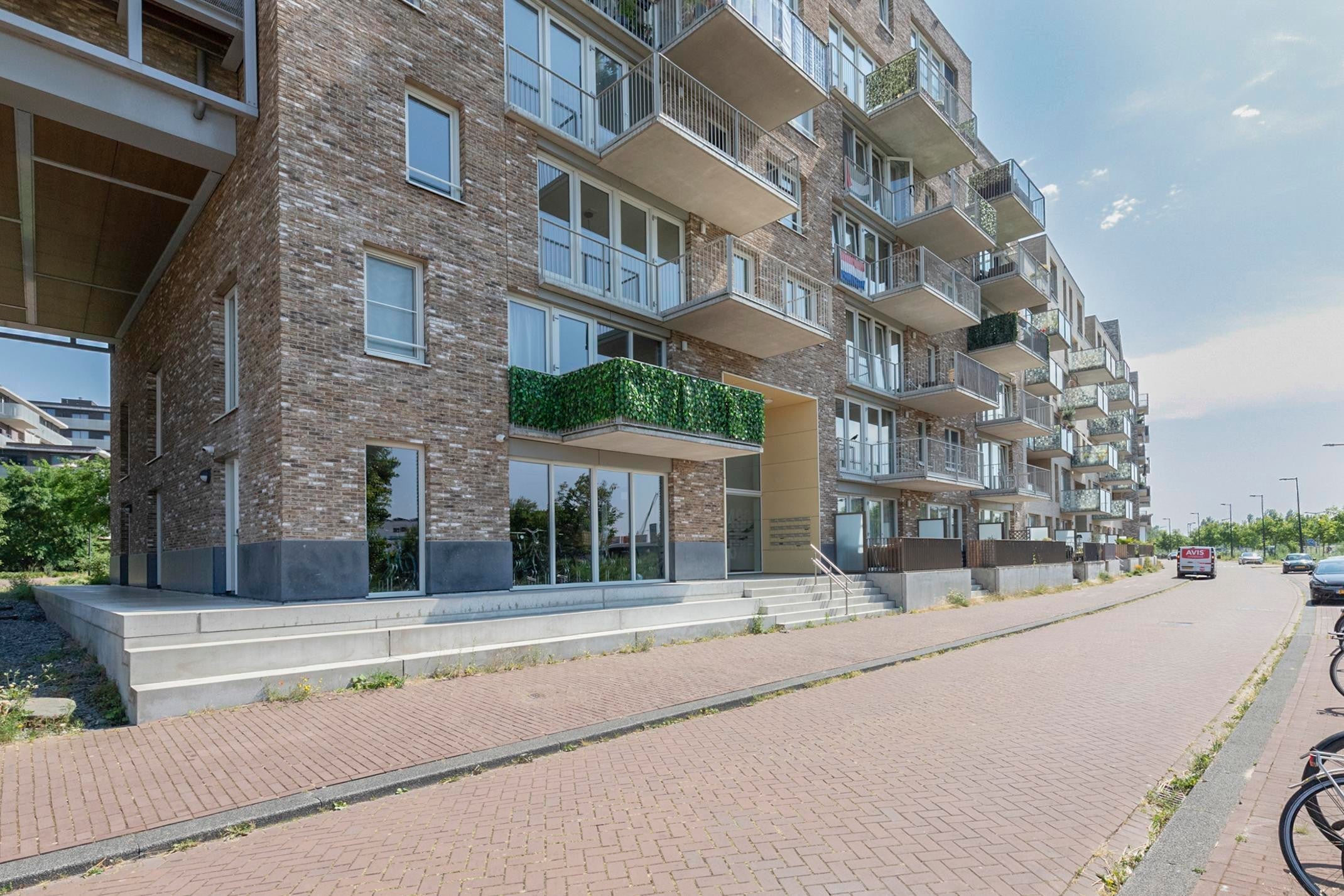 Appartement te huur: Mary van der Sluisstraat, Amsterdam