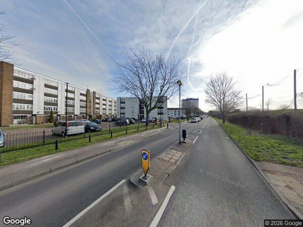 Flat Convent Way in Greater London
