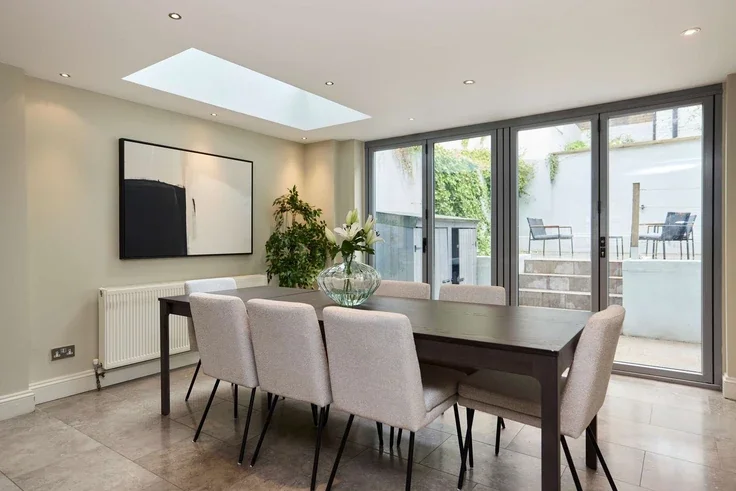 House Langton Street in Greater London
