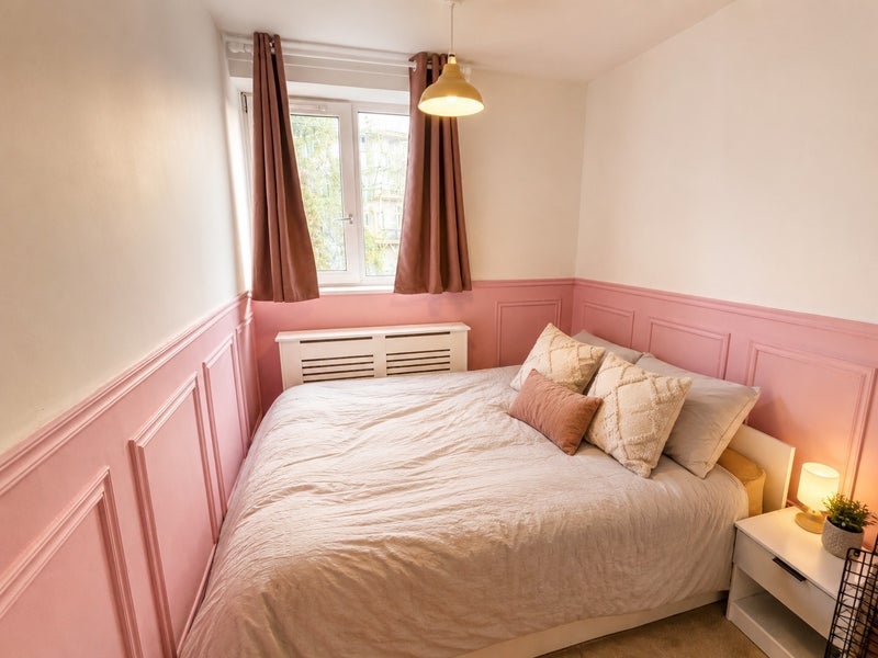 Room Wood Vale in Greater London