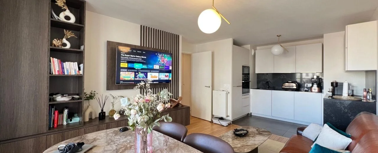 Flat Rue Benoît Malon in Suresnes
