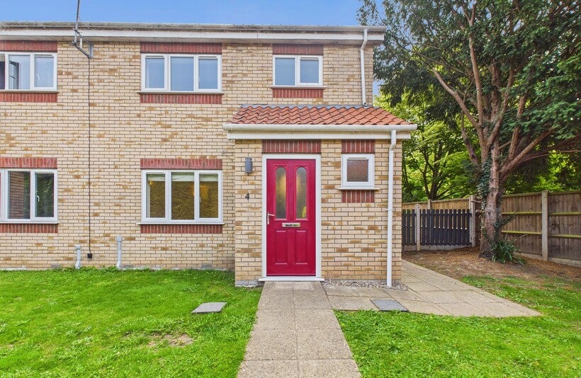 House Amos Bacon Close in Broadland