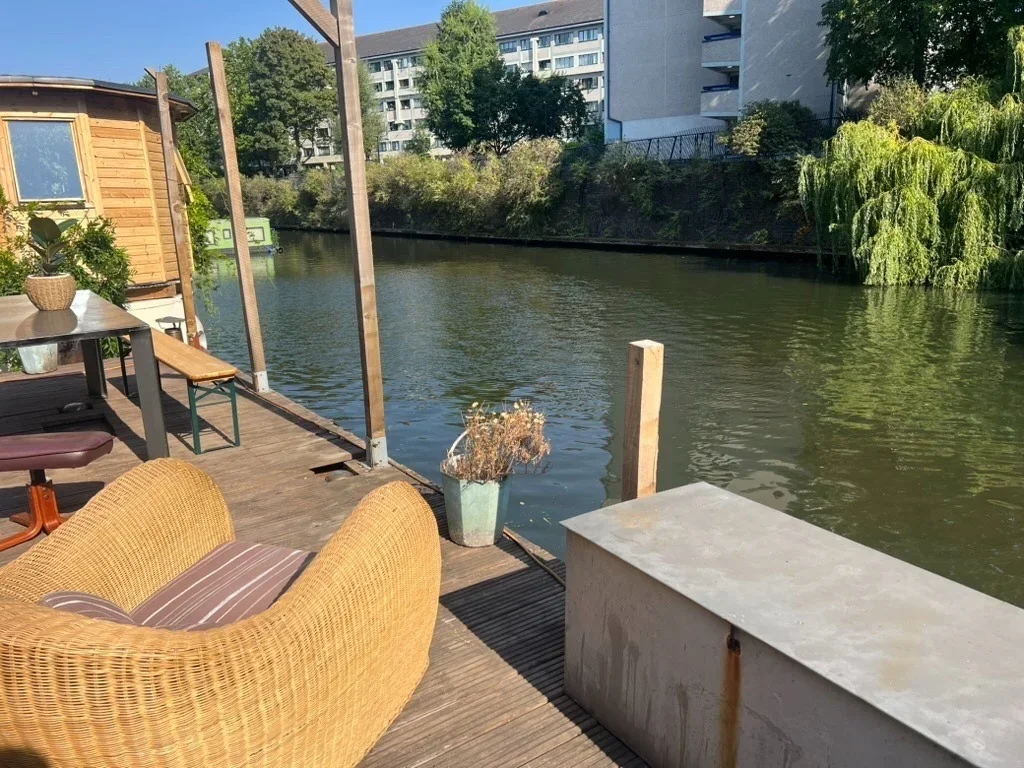 Flat Lisson Grove Moorings in City of Westminster