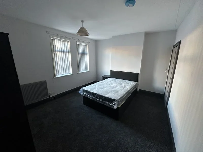 Room Sovereign Street in Leeds