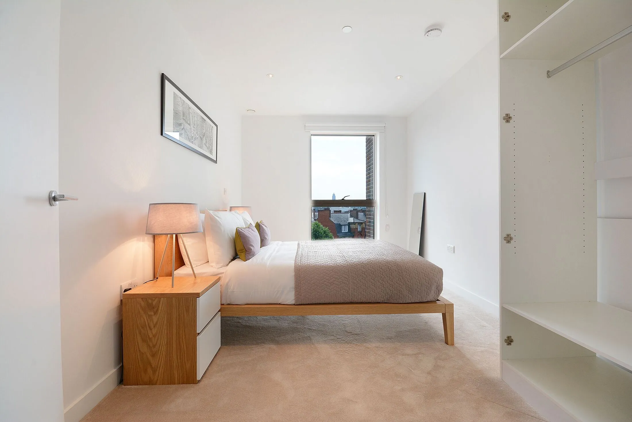 Flat Rodney Road in Greater London