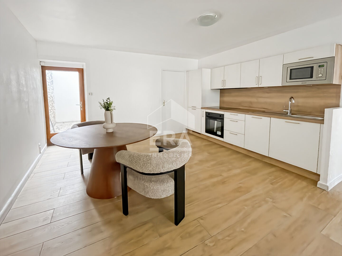 Appartement Place Notre-Dame à Étampes