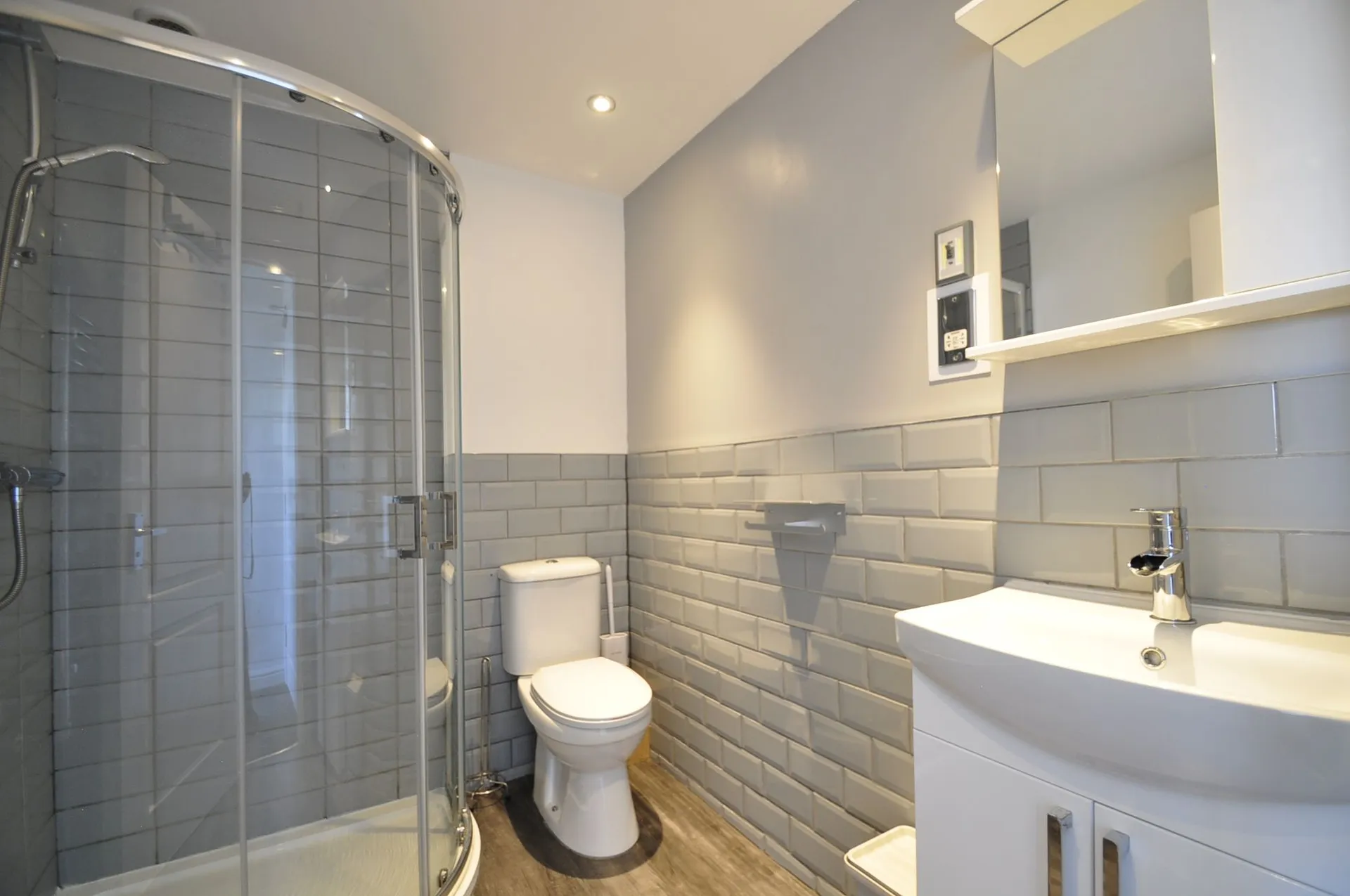 Room Argosy Way in Newport