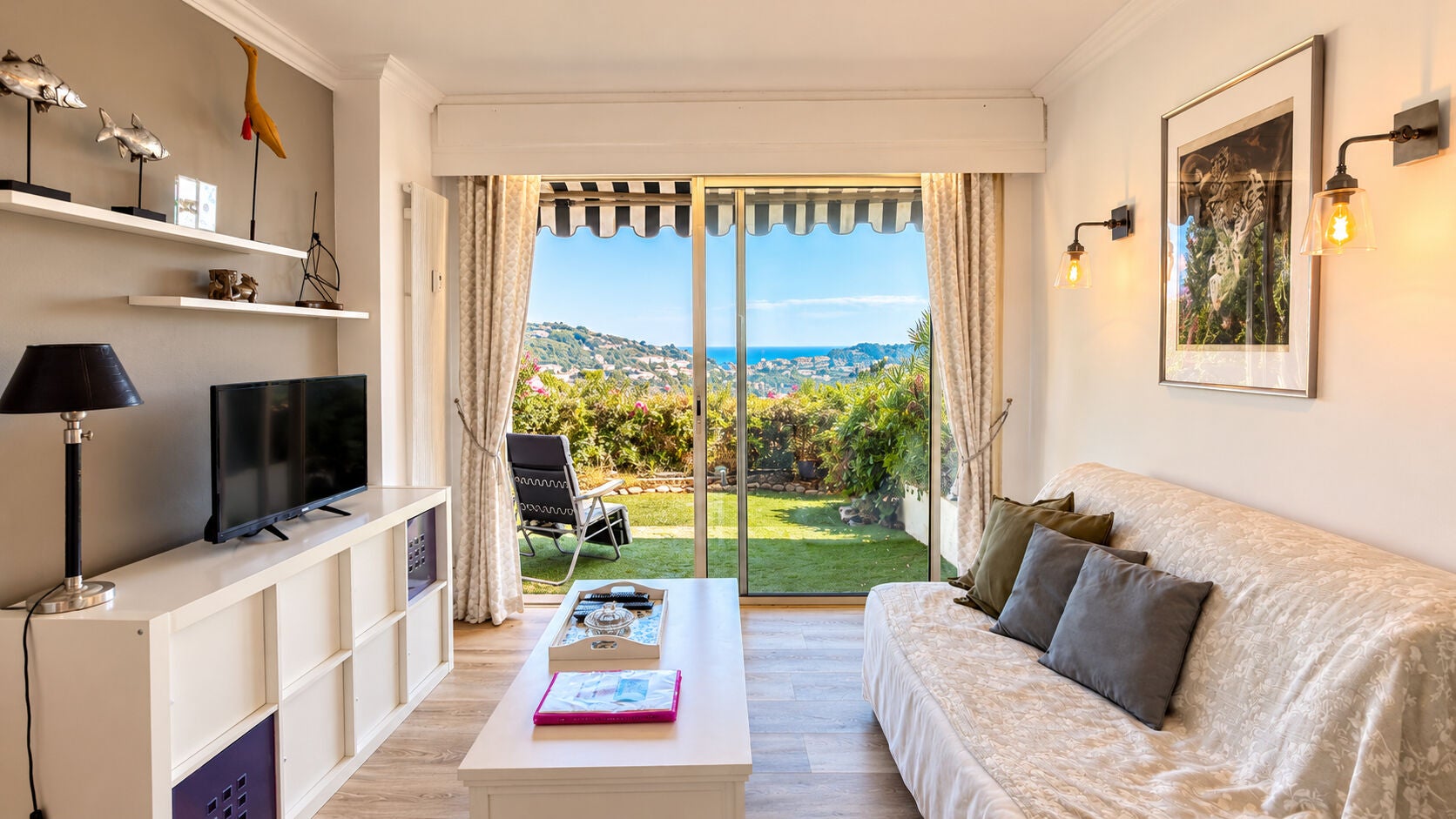 Flat Boulevard Edouard VII in Villefranche-sur-Mer