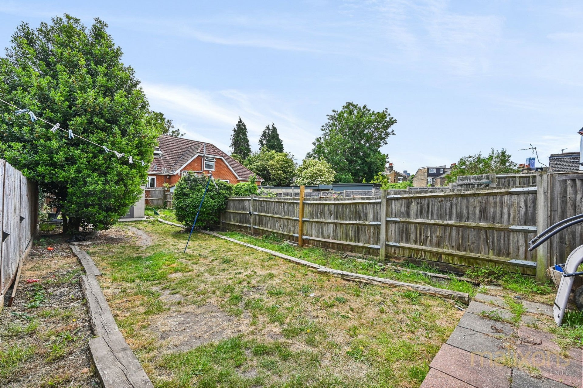 House Tugela Road in Greater London