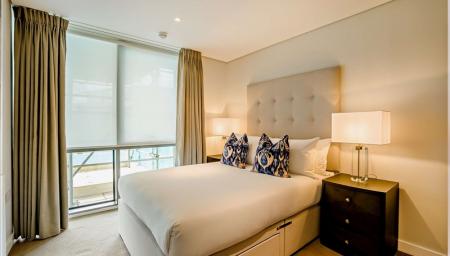 Flat Harbet Road in City of Westminster