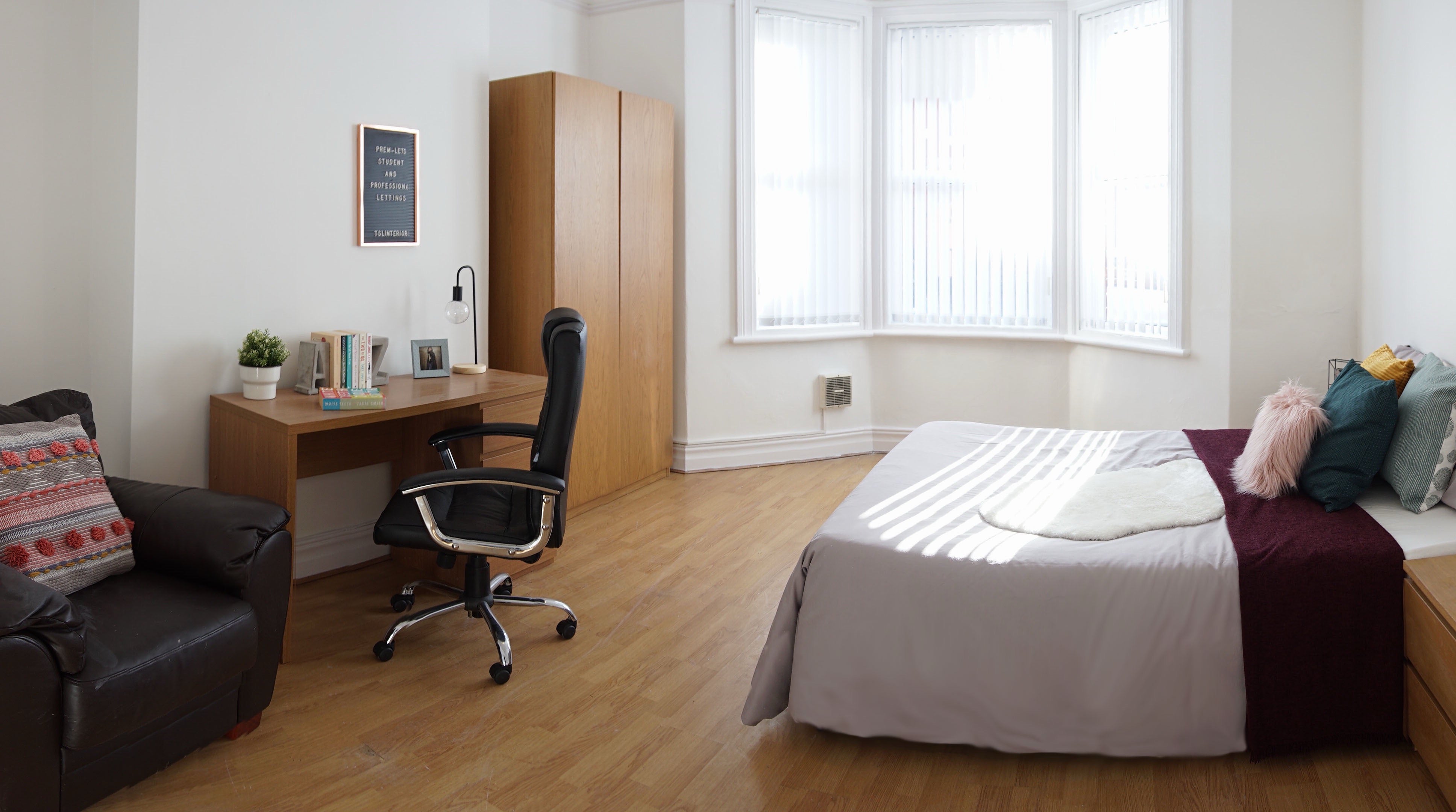 Flat Simonside Terrace in Newcastle upon Tyne