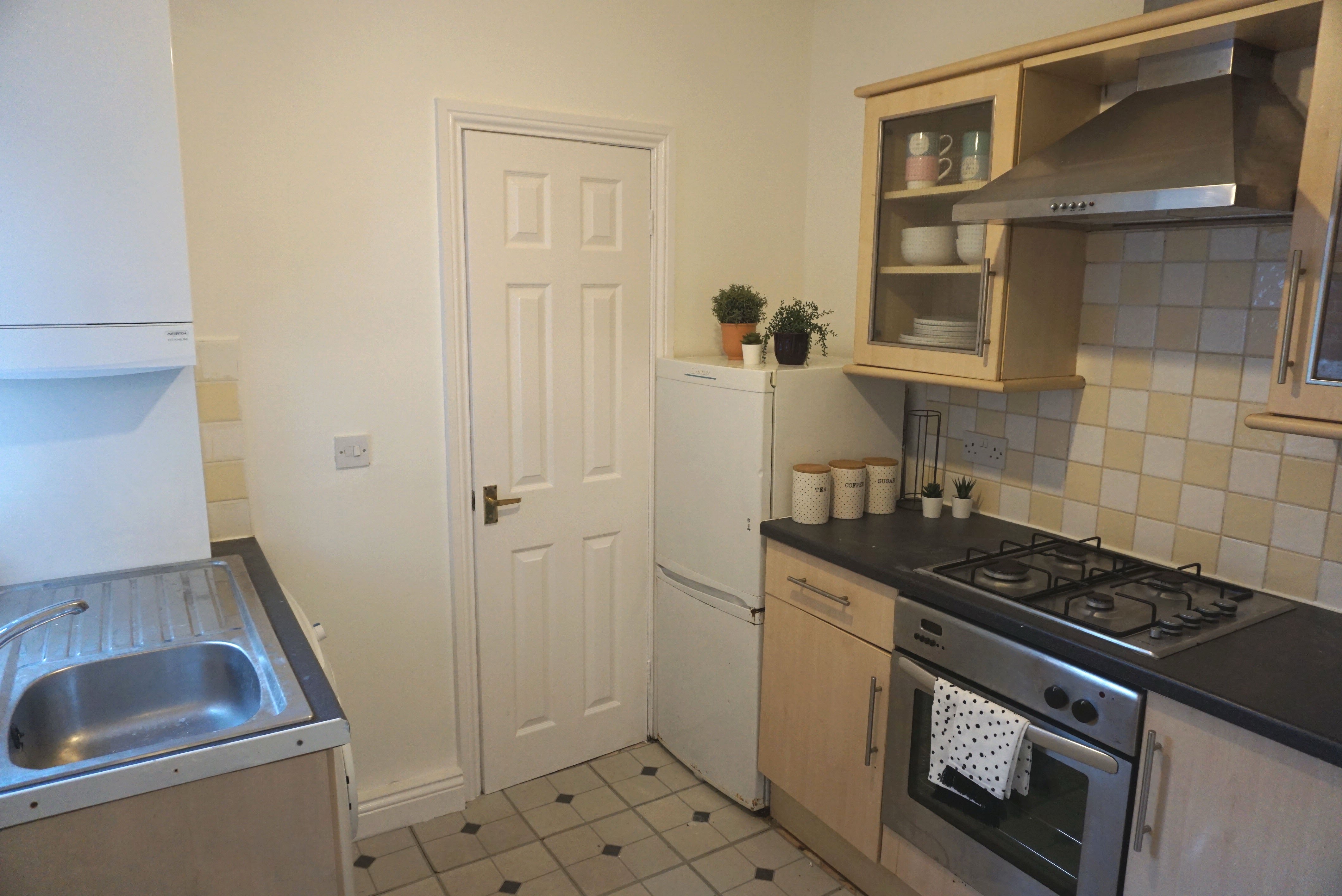 Flat Simonside Terrace in Newcastle upon Tyne