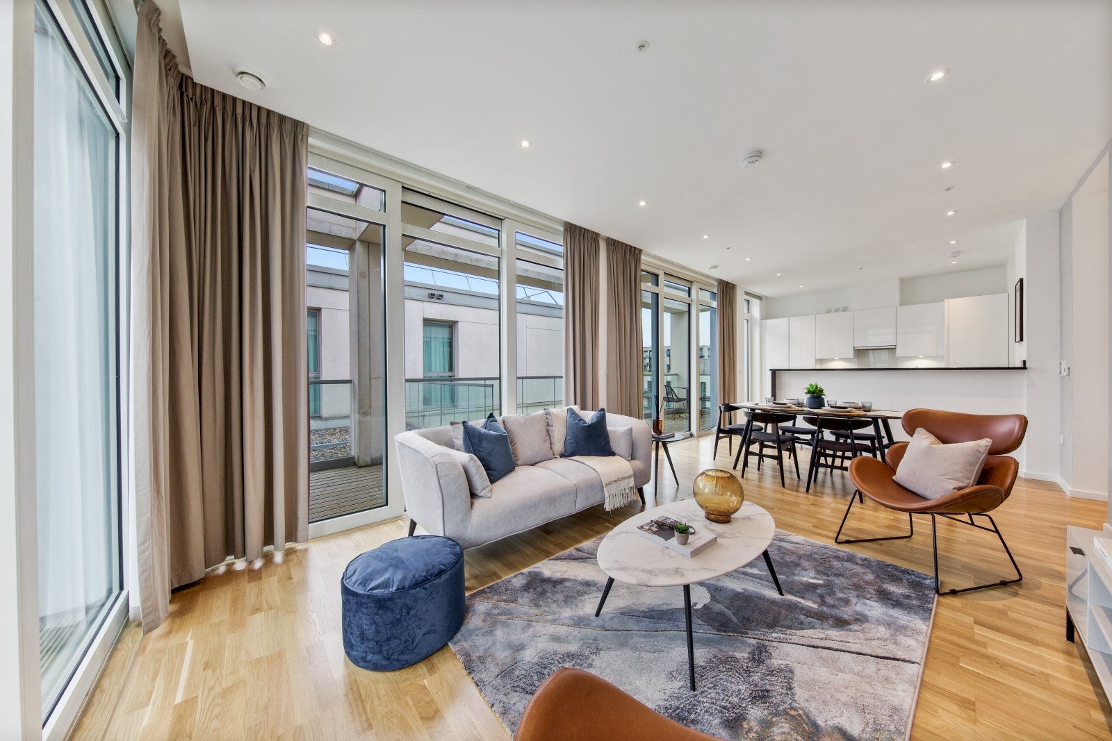 Flat Celebration Avenue in Greater London