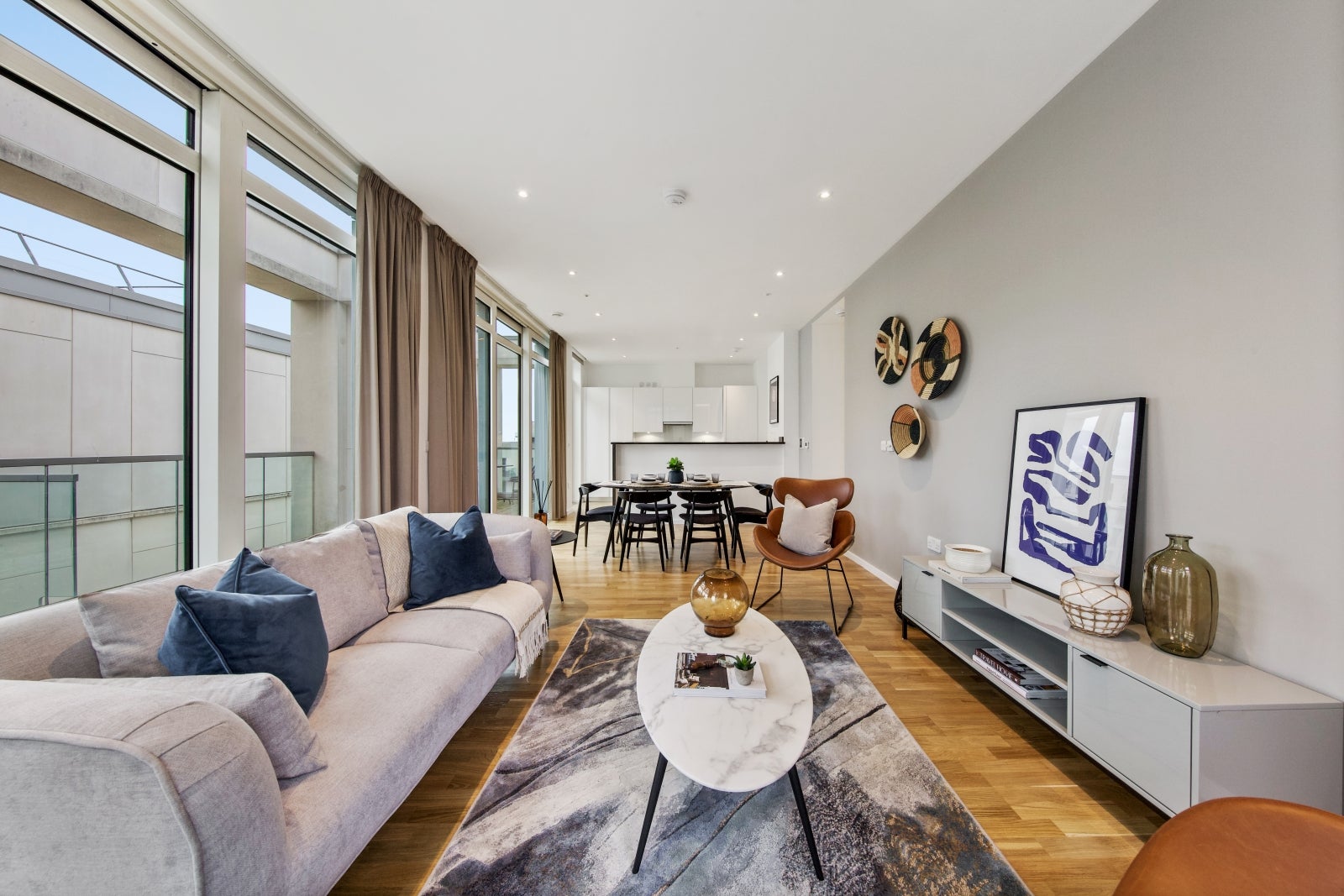 Flat Celebration Avenue in Greater London