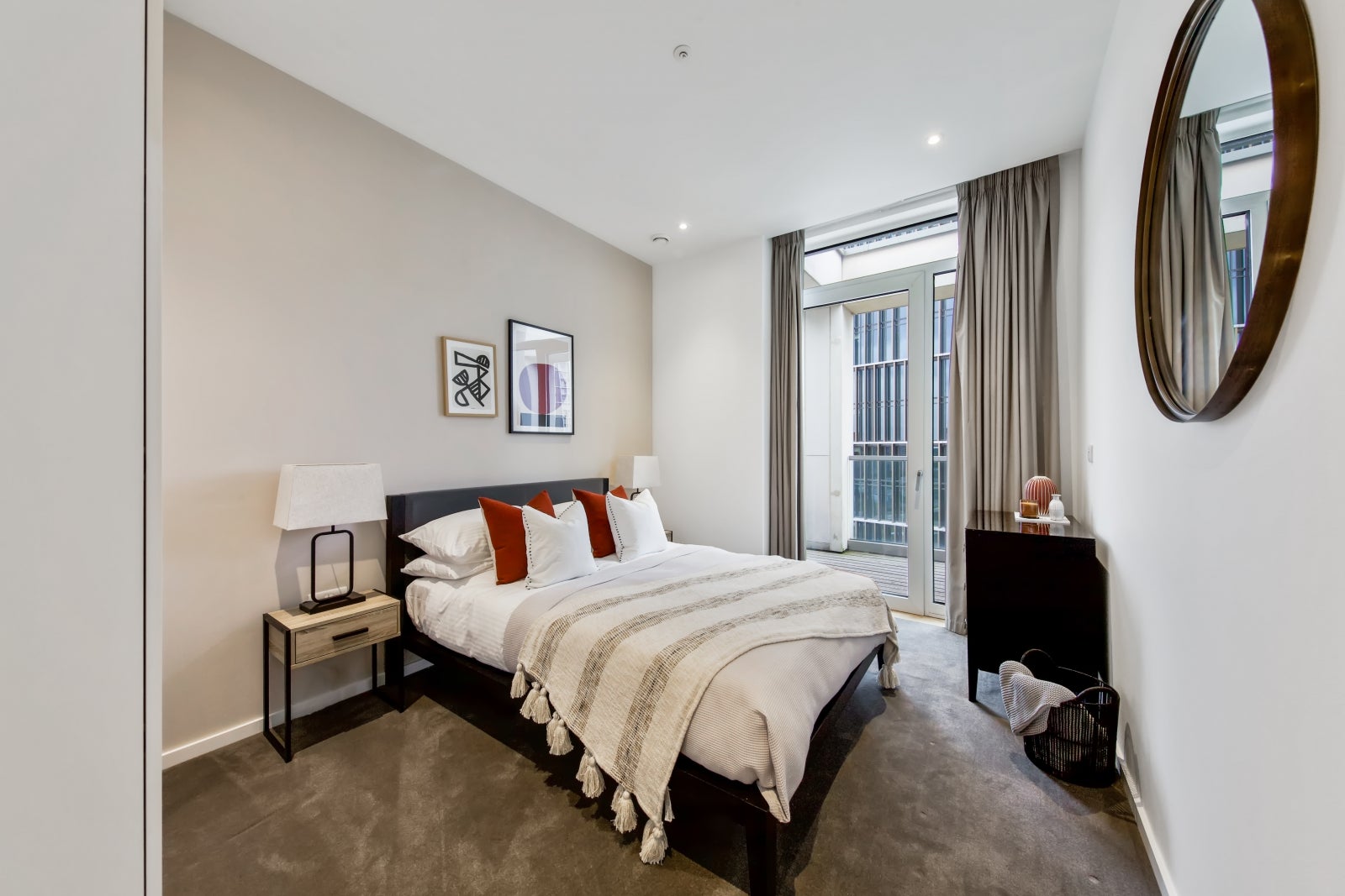 Flat Celebration Avenue in Greater London