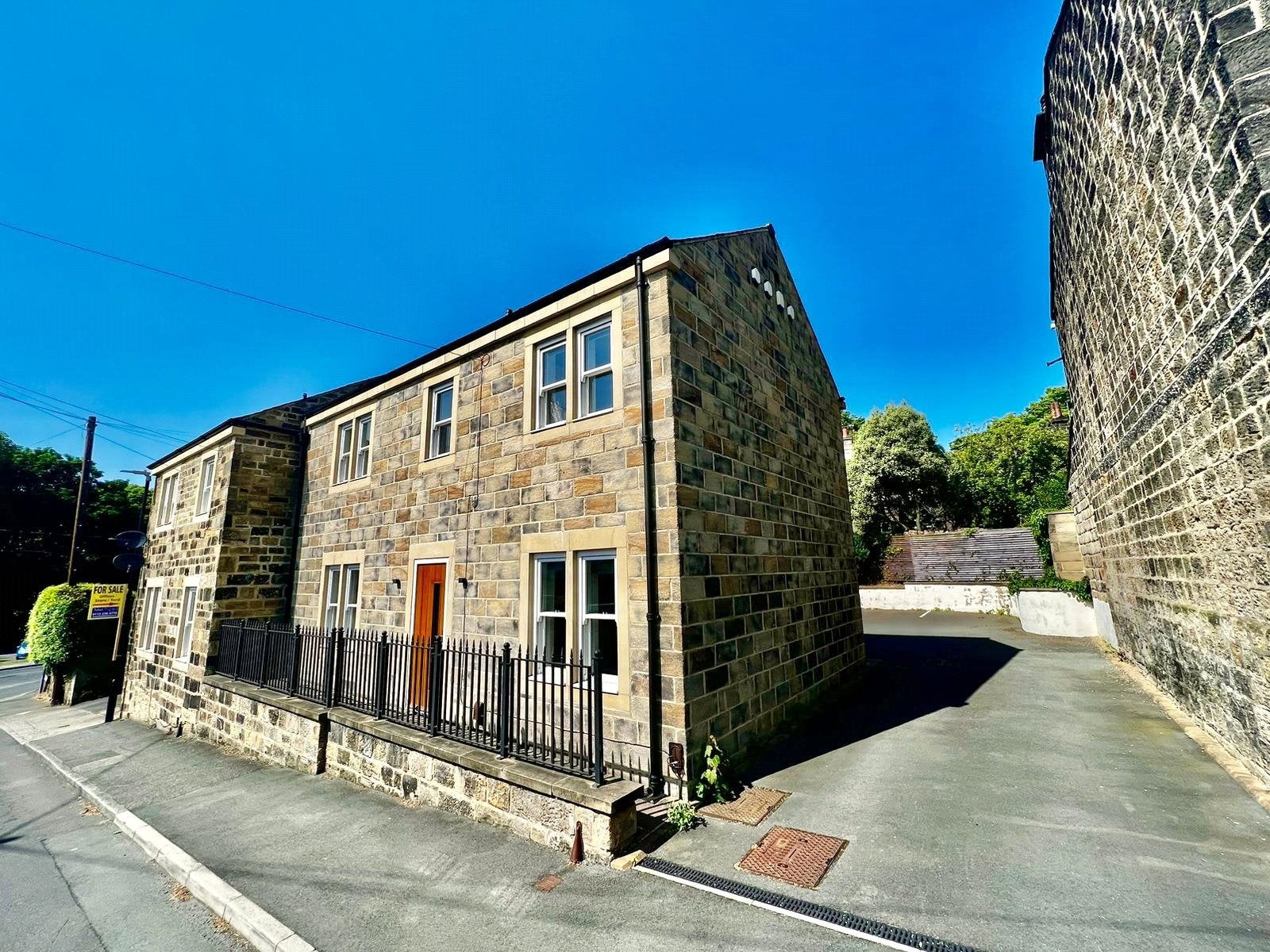 Flat Stoney Rise in Leeds