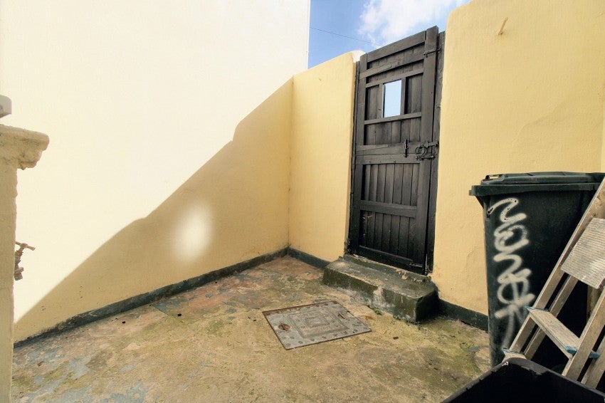 House Popes Folly in Brighton