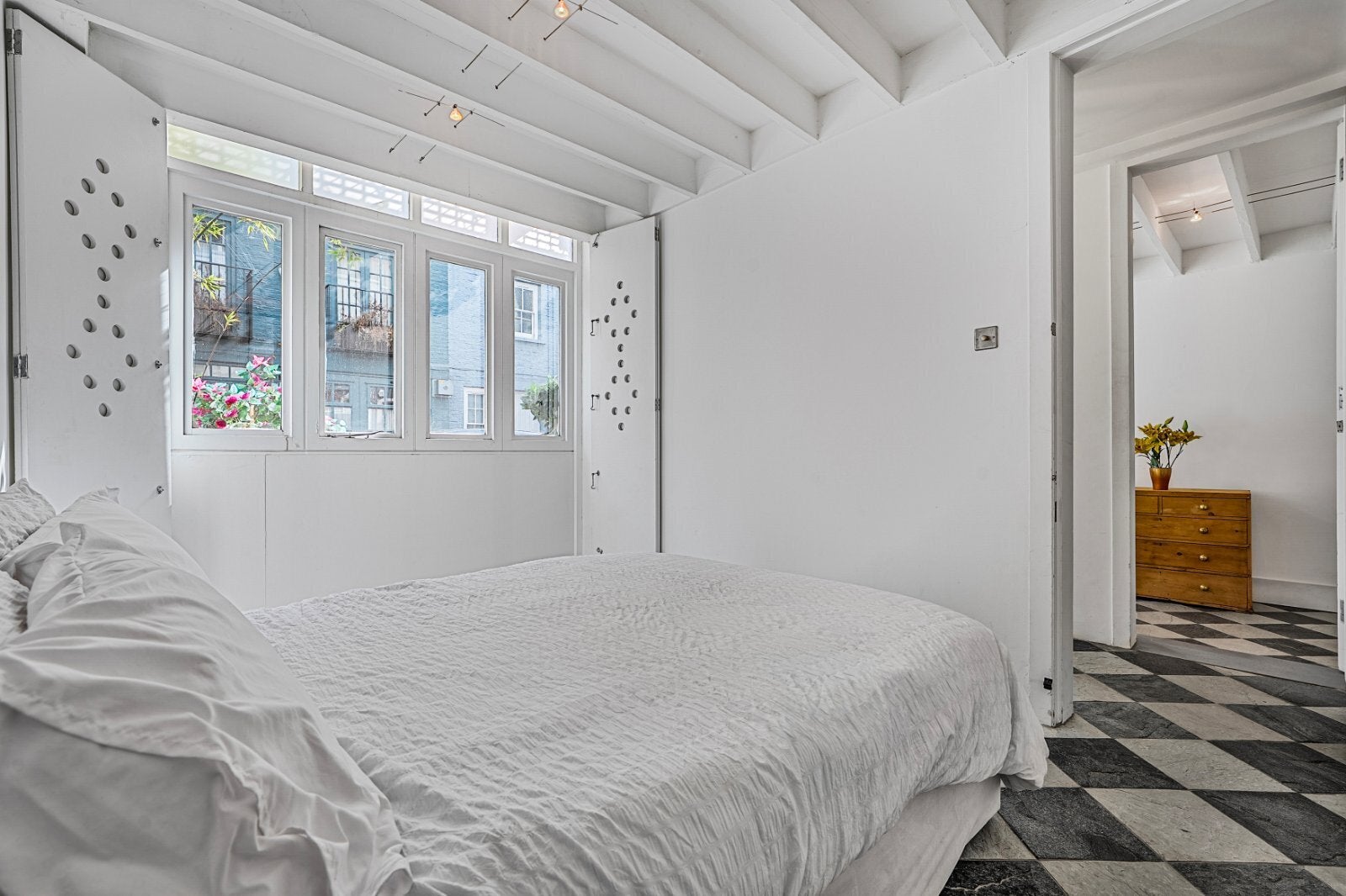 House St Luke's Mews in Greater London