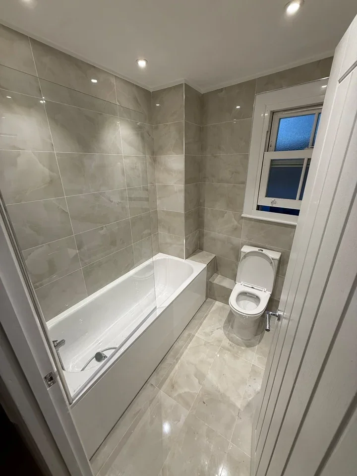 Flat Conewood Street in Greater London