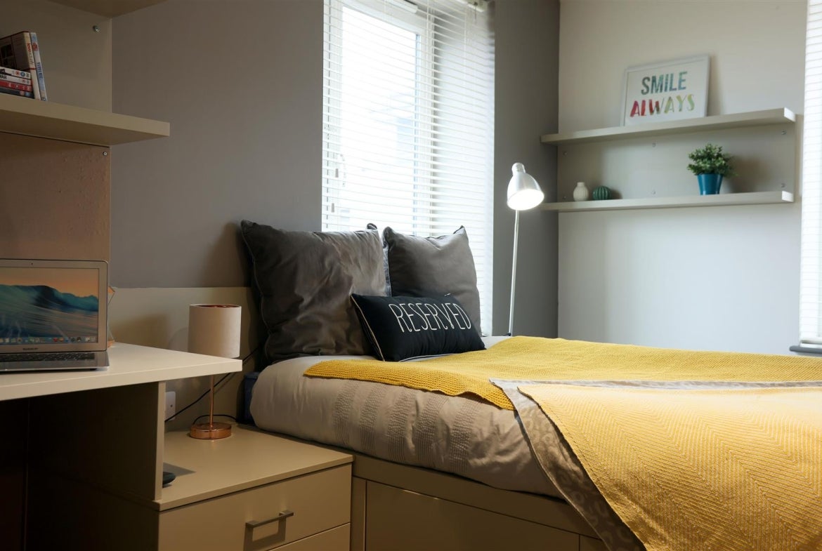 Flat Pandon Bank in Newcastle upon Tyne