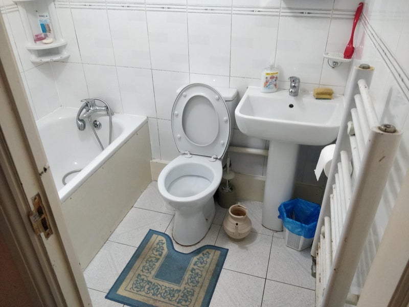 Room Studley Road in Greater London