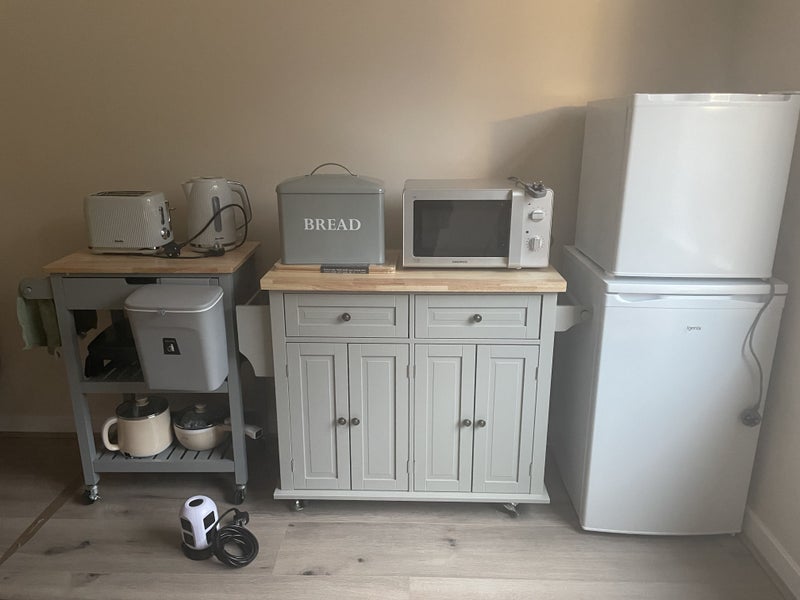 Room Windyedge Crescent in Glasgow