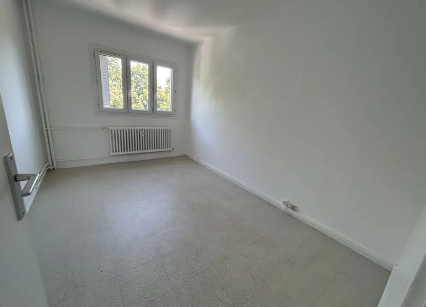 Appartement Rue Lucie Aubrac à Saint-Maurice-de-Beynost