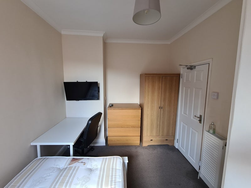 Room Kensington Road in Coventry