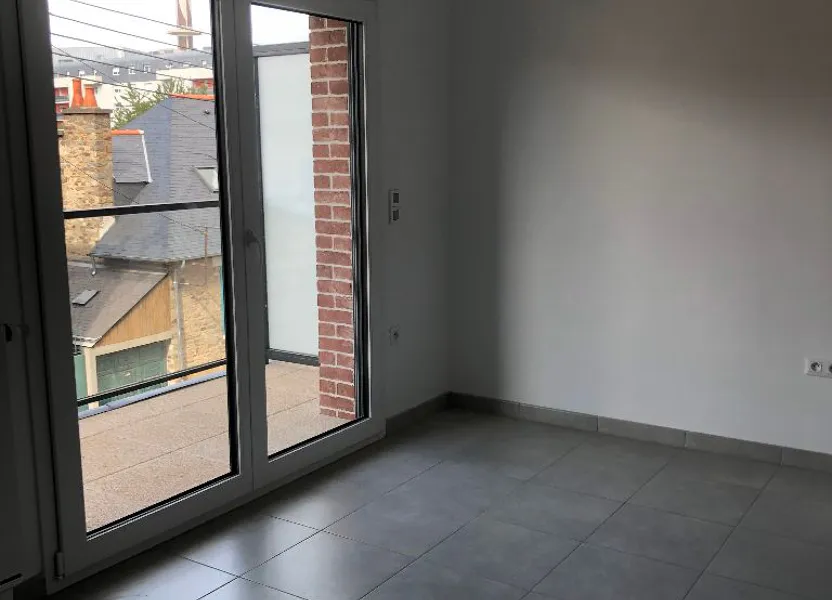 Flat Rue Clémence Royer in Rennes
