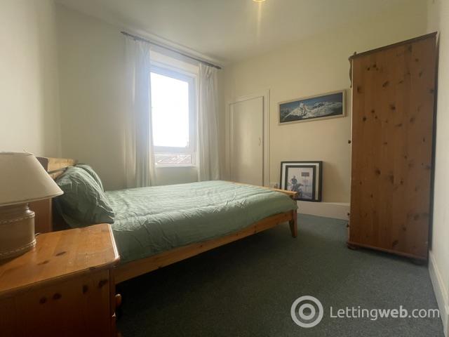 Flat Willowbank Road in Aberdeen