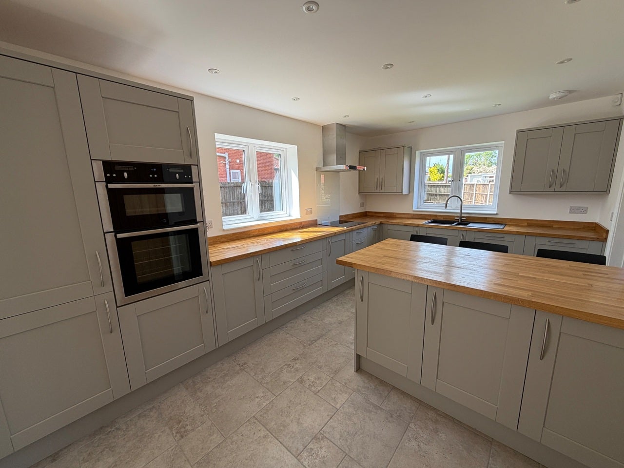 House Halls Corner Lane in Broadland