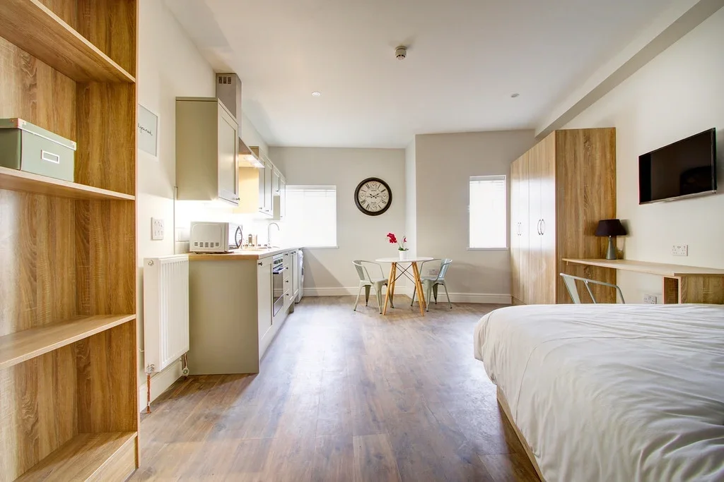 Flat Charleston House in Nottingham