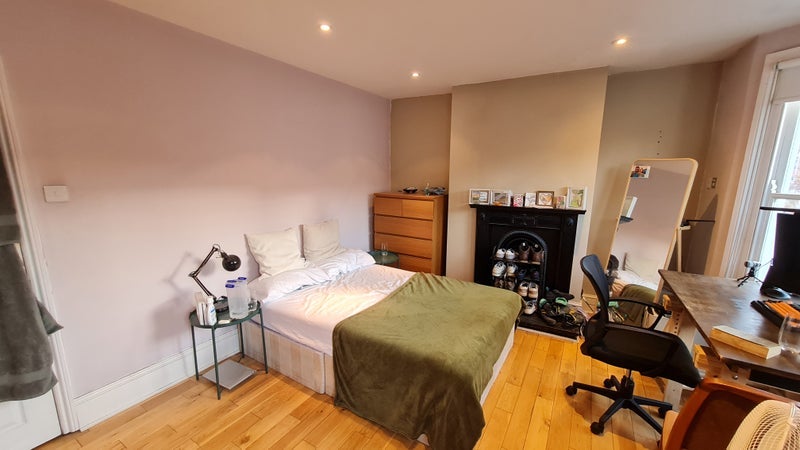 Room Furness Road in Greater London
