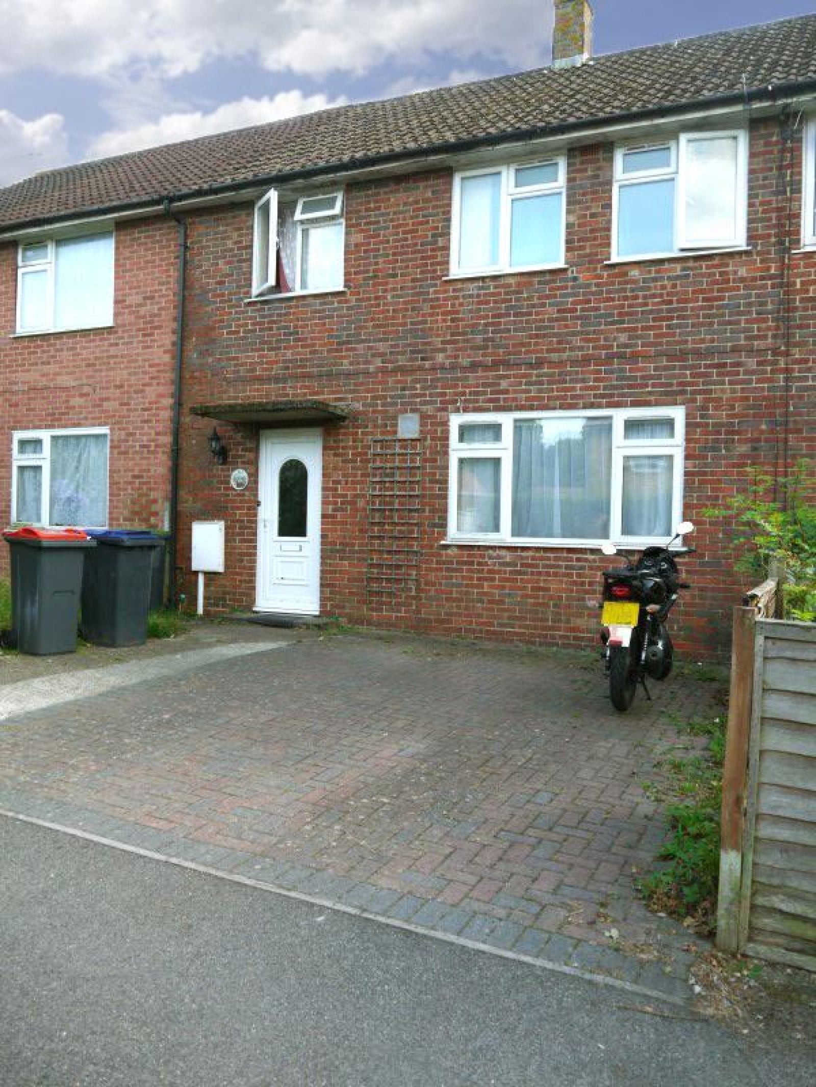 Flat Dorset Road in Canterbury