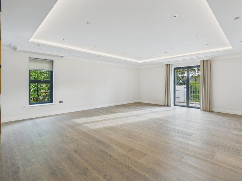 Flat Scotswood Close in Penn