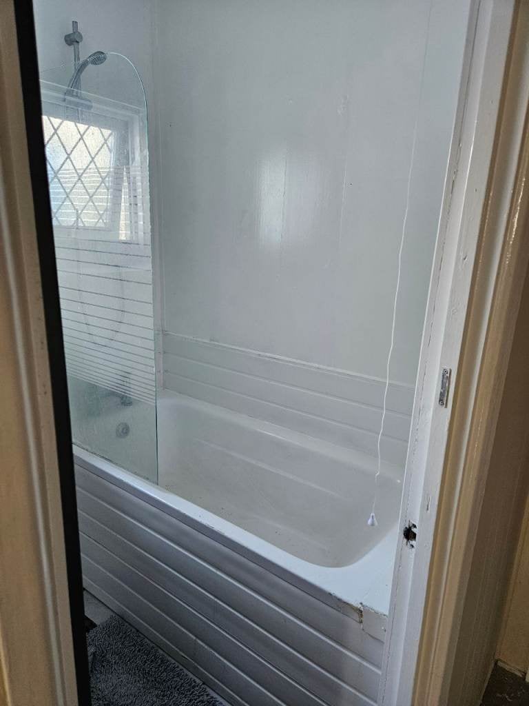 Flat Wellington Street in Torpoint