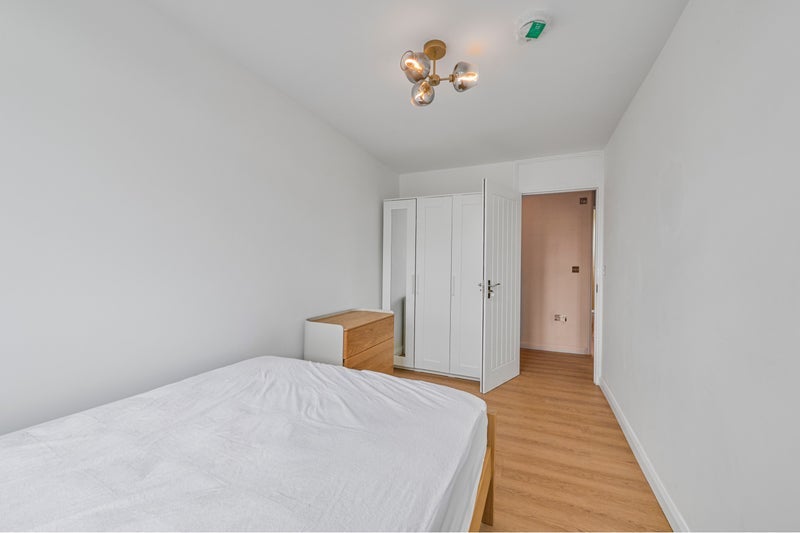 Flat Halsmere Road in London
