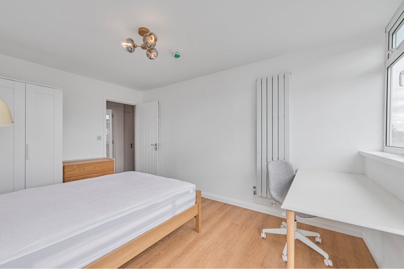 Flat Halsmere Road in London