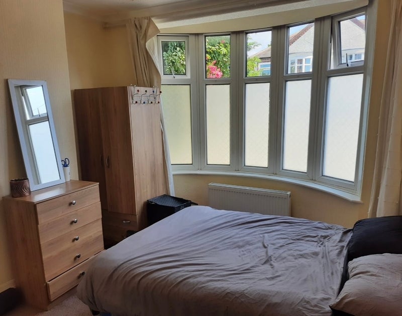 Room Rippenden Avenue in Manchester