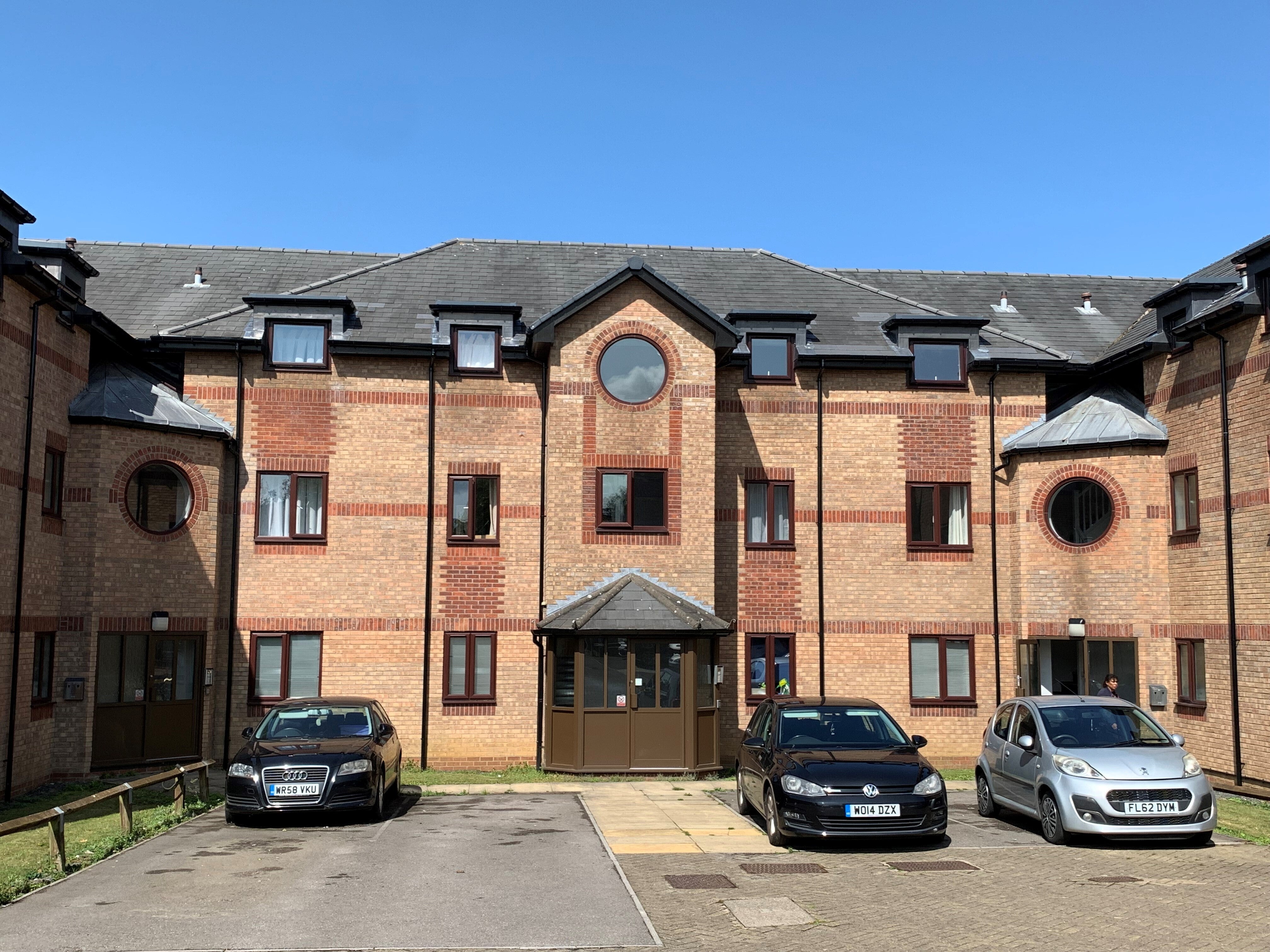 Flat Whitley Mead in Bristol